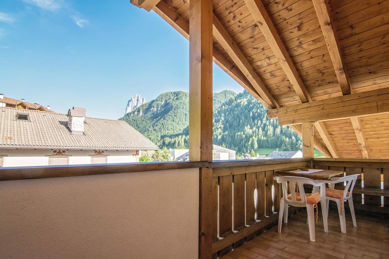 Cesa Sara Apartamento Ortisei Exterior foto